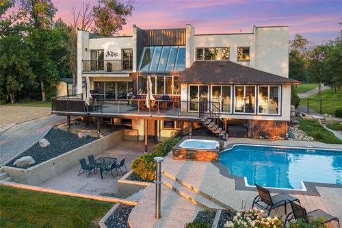 3800 Henderson Hwy, East St Paul, MB 