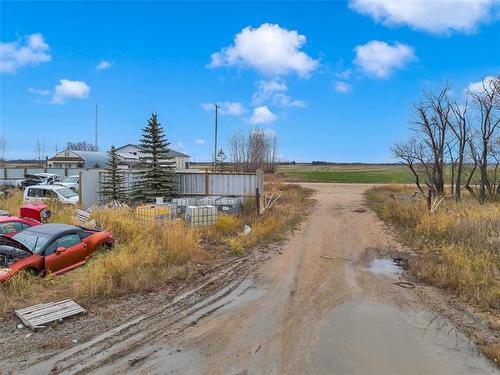 4 Hogg St, Woodlands, MB 