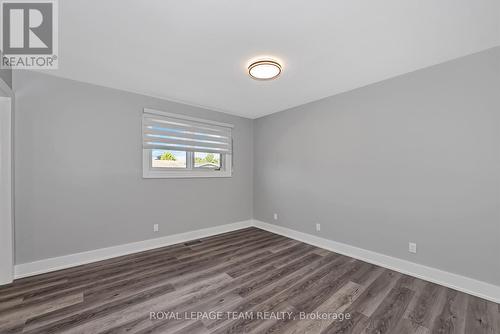 12 Largo Crescent, Ottawa, ON - Indoor Photo Showing Other Room