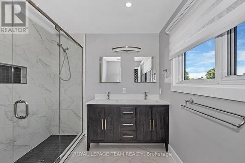 12 Largo Crescent, Ottawa, ON - Indoor Photo Showing Bathroom