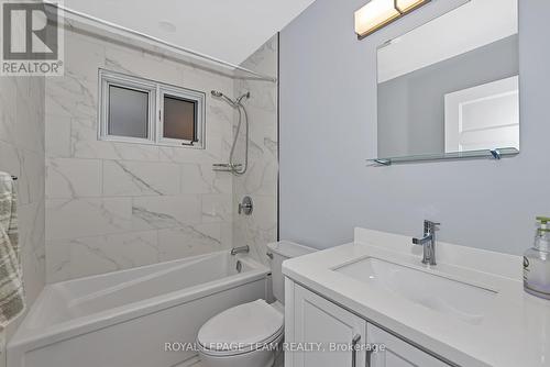12 Largo Crescent, Ottawa, ON - Indoor Photo Showing Bathroom