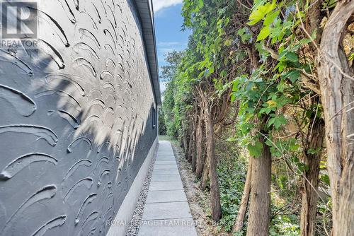 12 Largo Crescent, Ottawa, ON - Outdoor