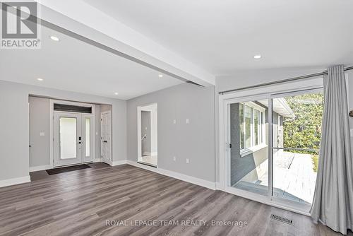 12 Largo Crescent, Ottawa, ON - Indoor Photo Showing Other Room