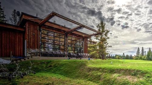 Restaurant - 535 Ch. Masson, Sainte-Marguerite-Du-Lac-Masson, QC 