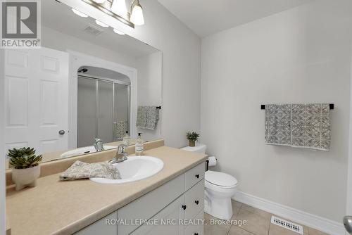 58 Queens Circle, Fort Erie (Crystal Beach), ON - Indoor Photo Showing Bathroom