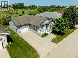 1940 LONDON LINE Unit# 207  Sarnia, ON N7W 1B5