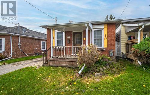 61 Wellington Street, Clarington (Bowmanville), ON - Outdoor