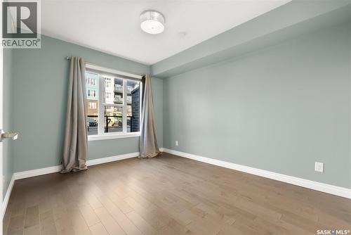 103 5303 Universal Crescent, Regina, SK - Indoor Photo Showing Other Room