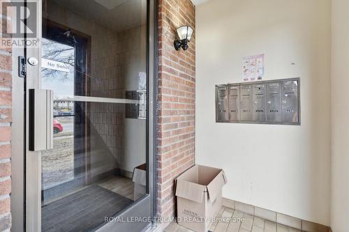 221 Highview Drive, St. Thomas, ON - Indoor Photo Showing Other Room