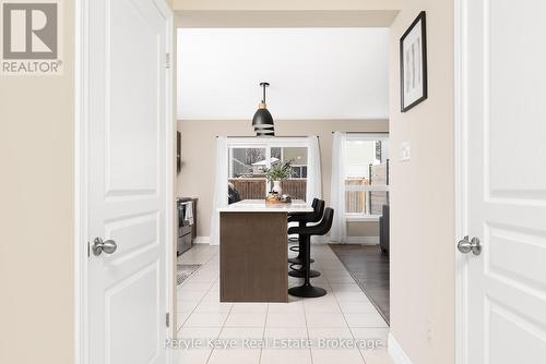 65 Fieldstream Chase, Bracebridge (Macaulay), ON - Indoor