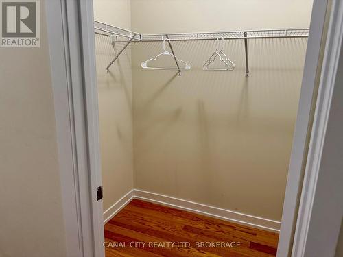 6 Lavender Road, Thorold (Hurricane/Merrittville), ON - Indoor With Storage