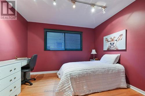 20 Widdicombe Hill, Toronto, ON - Indoor Photo Showing Bedroom