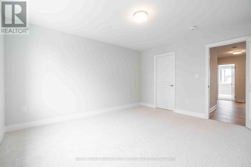 19 - 2184 Postmaster Drive, Oakville, ON - Indoor Photo Showing Other Room