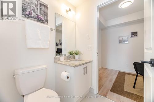 406 - 335 Wheat Boom Drive, Oakville, ON - Indoor Photo Showing Bathroom