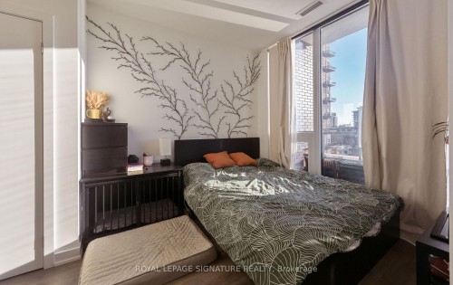 618-28 Ann Street, Mississauga, ON - Indoor Photo Showing Bedroom