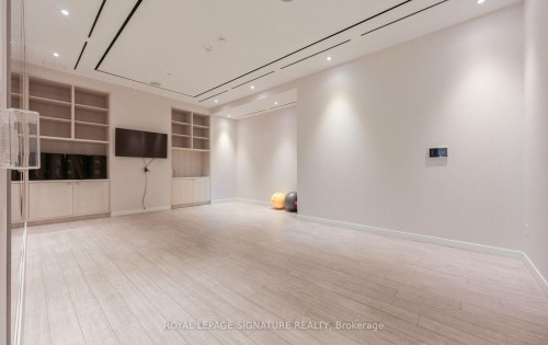 618-28 Ann Street, Mississauga, ON - Indoor Photo Showing Other Room