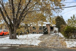 125 Wayne Avenue  Toronto, ON M1R 1Y8