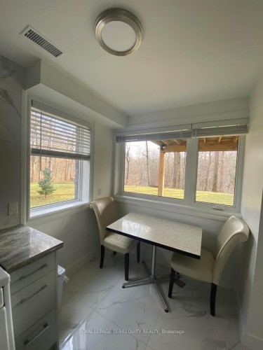 Main-59 Leggett Avenue, Toronto, ON - Indoor