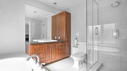 Salle de bains attenante à la CCP - 