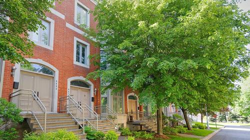 Façade - 4437 Boul. Décarie, Montréal (Côte-Des-Neiges/Notre-Dame-De-Grâce), QC 