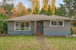 1121 Bush St  Nanaimo, BC V9S 2G1