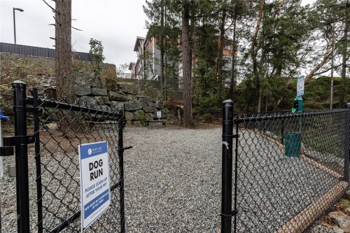 112-4820 Cedar Ridge Pl, Nanaimo, BC - Outdoor