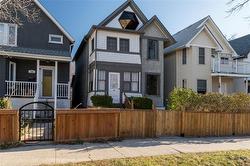 290 Traverse AVE  Winnipeg, MB R2H 2H6