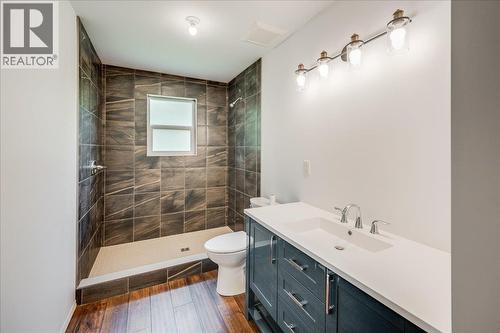 116 Liness Road, Salmo, BC - Indoor Photo Showing Bathroom