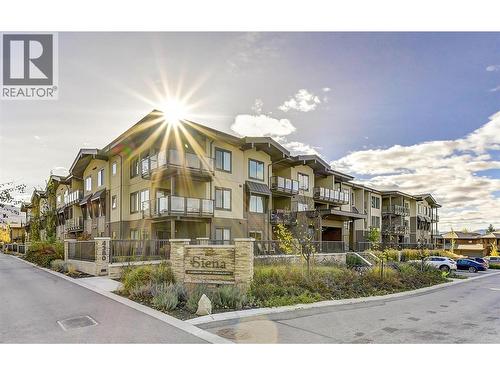 4380 Lakeshore Road Unit# 122, Kelowna, BC - Outdoor With Facade