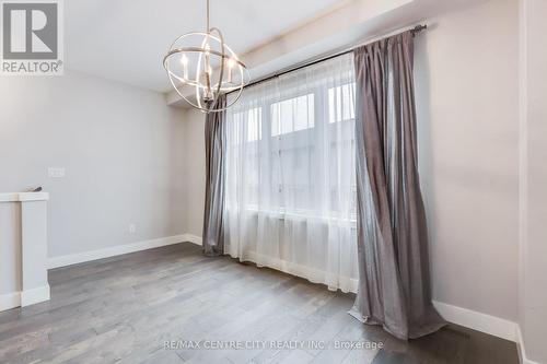 Dining room with large window! - 106 - 2070 Meadowgate Boulevard, London South (South U), ON - Indoor Photo Showing Other Room