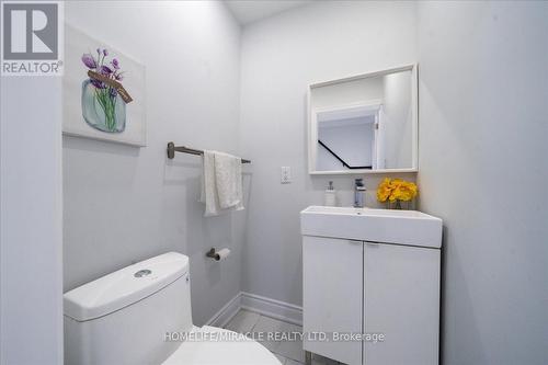 47 Martindale Crescent, Brampton, ON - Indoor Photo Showing Bathroom