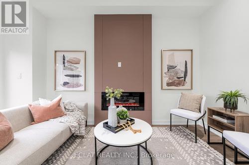 158 Mill Street, West Lincoln, ON - Indoor Photo Showing Living Room