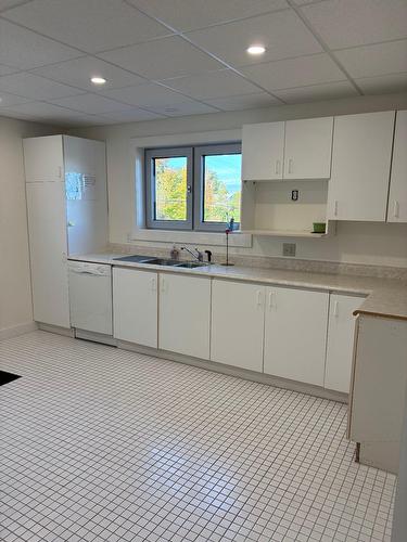 Kitchen - 204-111 Boul. De Bromont, Bromont, QC - Indoor Photo Showing Other Room