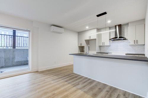 Cuisine - 2-400 Av. Barron, Lachute, QC - Indoor Photo Showing Kitchen