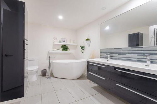 Salle de bains - 331 Rue De La Noue, Montréal (Verdun/Île-Des-Soeurs), QC - Indoor Photo Showing Bathroom