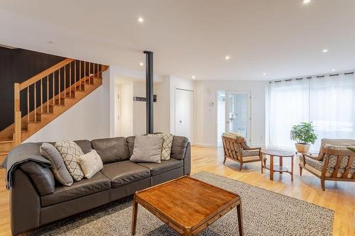 Salon - 331 Rue De La Noue, Montréal (Verdun/Île-Des-Soeurs), QC - Indoor Photo Showing Living Room