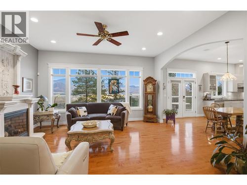 4767 Uplands Drive, Kamloops, BC - Indoor With Fireplace