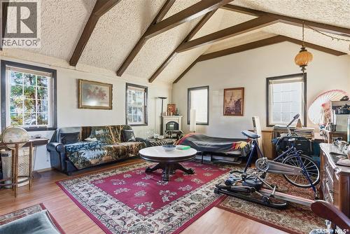 1109 7Th Street E, Saskatoon, SK - Indoor Photo Showing Living Room