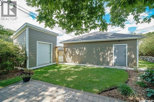902 32Nd Street W, Saskatoon, SK - Outdoor