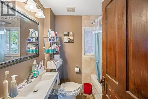 Unit 2 - 3536 Bond Street, Niagara Falls (Chippawa), ON - Indoor Photo Showing Bathroom