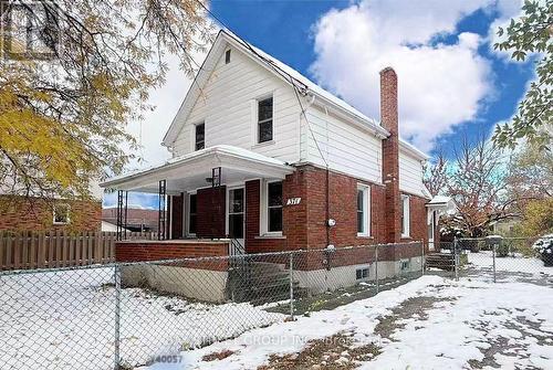 371 CARLTON STREET  St. Catharines, ON L2M 4W7