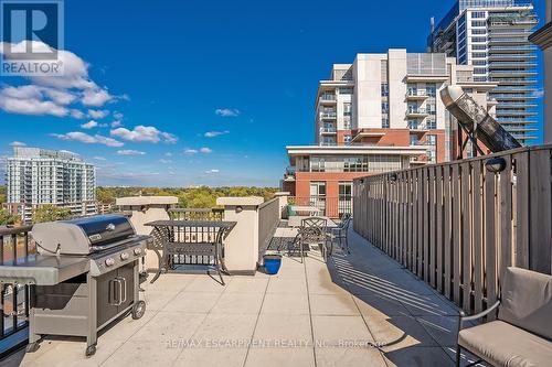 210 - 399 Elizabeth Street, Burlington, ON - Outdoor