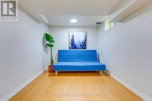 2967 Jackson Drive, Burlington, ON - Indoor Photo Showing Other Room