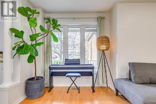 2967 Jackson Drive, Burlington, ON - Indoor