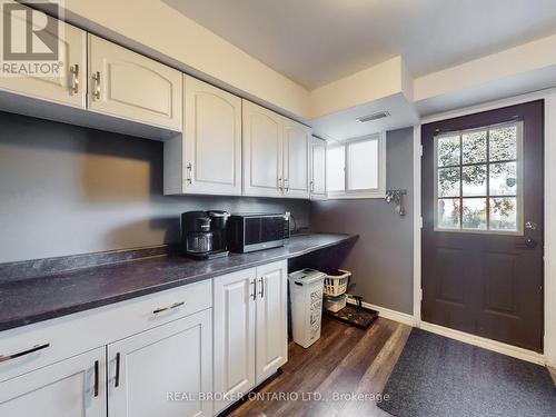 15 Jasmine Crescent, Whitchurch-Stouffville, ON - Indoor Photo Showing Kitchen