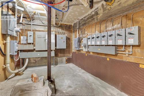 251-271 Ouellette Avenue, Windsor, ON 