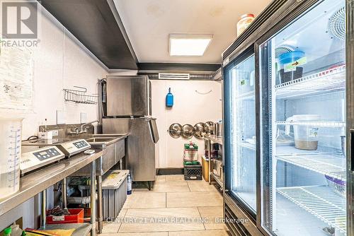 83 Lakeshore Road S, Mississauga, ON 