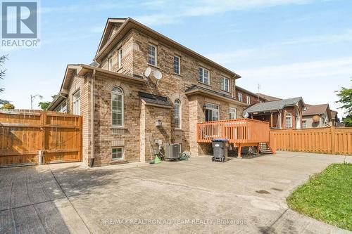 498 Tremblant Court, Mississauga, ON - Outdoor