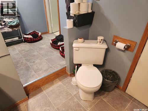309 4Th Street W, Nipawin, SK - Indoor Photo Showing Bathroom