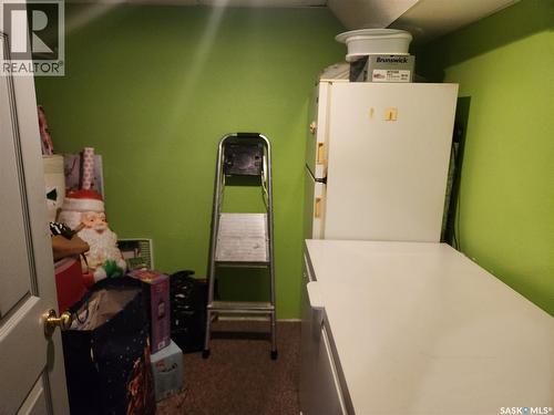 309 4Th Street W, Nipawin, SK - Indoor Photo Showing Other Room
